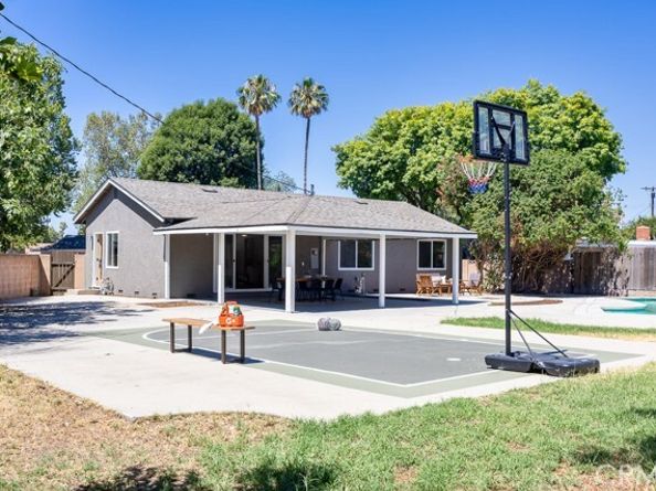 7746 Nevada Avenue, Canoga Park (los Angeles) CA 91304