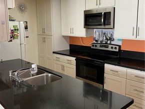 5334 Lindley Avenue 319, Encino (los Angeles) CA 91316