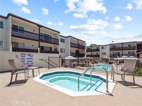 5334 Lindley Avenue 319, Encino (los Angeles) CA 91316