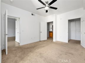 6938 Laurel Canyon Blvd 304, North Hollywood (los Angeles) CA 91605