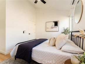 16122 San Fernando Mission Boulevard, Granada Hills (los Angeles) CA 91344