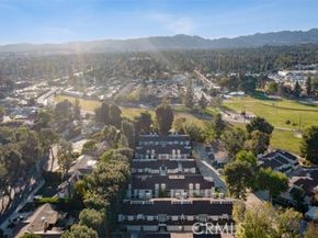 18200 Andrea Circle 6, Northridge (los Angeles) CA 91325