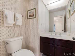 18200 Andrea Circle 6, Northridge (los Angeles) CA 91325