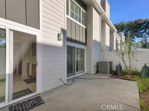 18200 Andrea Circle 6, Northridge (los Angeles) CA 91325