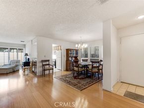 18200 Andrea Circle 6, Northridge (los Angeles) CA 91325