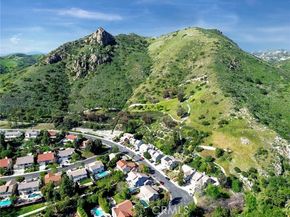 7159 Castle Peak, West Hills (los Angeles) CA 91307