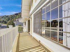 7159 Castle Peak, West Hills (los Angeles) CA 91307