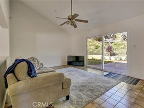 7159 Castle Peak, West Hills (los Angeles) CA 91307