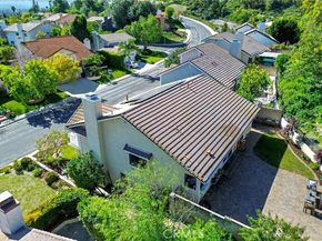 7159 Castle Peak, West Hills (los Angeles) CA 91307