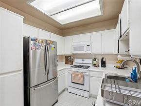 11150 Glenoaks 286, Pacoima (los Angeles) CA 91331