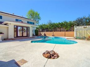 6508 Moorcroft Avenue, Woodland Hills (los Angeles) CA 91303