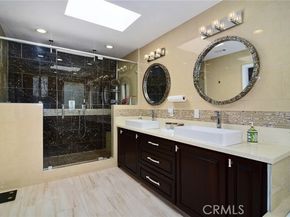 6508 Moorcroft Avenue, Woodland Hills (los Angeles) CA 91303