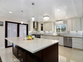 6508 Moorcroft Avenue, Woodland Hills (los Angeles) CA 91303