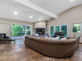 5653 Shirley Avenue, Tarzana (los Angeles) CA 91356