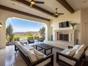8136 Entrada de Luz, San Diego CA 92127