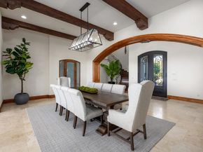 8136 Entrada de Luz, San Diego CA 92127