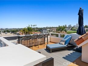 302 Carnation Avenue, Corona Del Mar (newport Beach) CA 92625