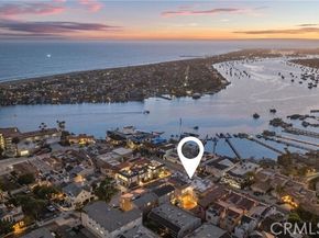302 Carnation Avenue, Corona Del Mar (newport Beach) CA 92625