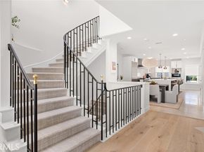 302 Carnation Avenue, Corona Del Mar (newport Beach) CA 92625