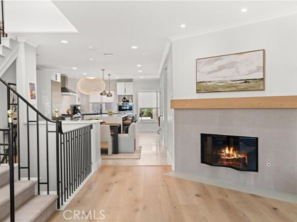302 Carnation Avenue, Corona Del Mar (newport Beach) CA 92625
