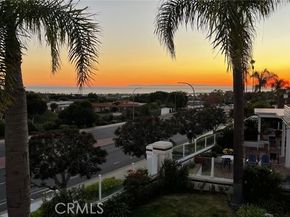 19 Harbor Pointe, Corona Del Mar (newport Beach) CA 92625