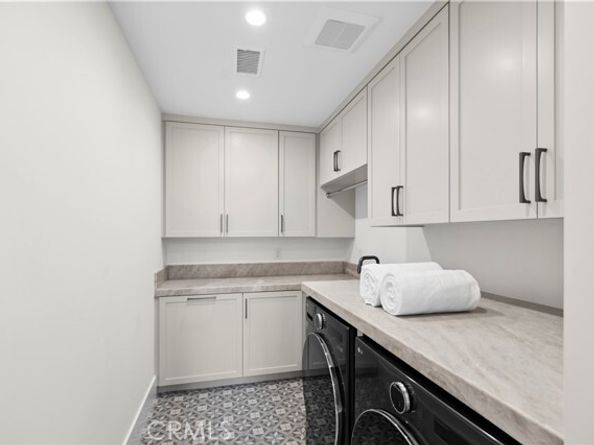 516 Larkspur Avenue, Corona Del Mar (newport Beach) CA 92625