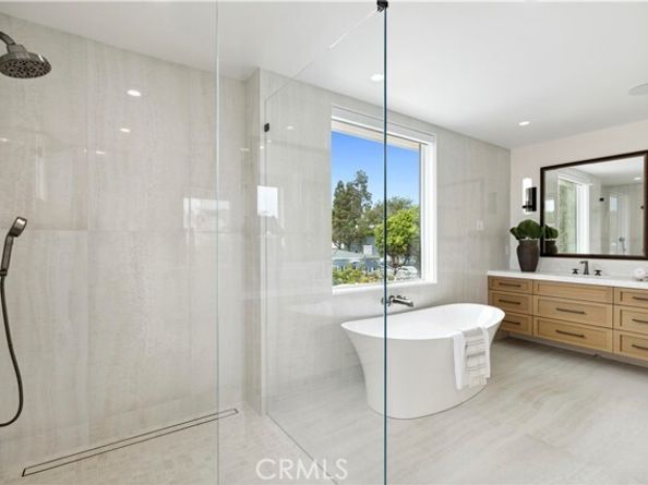 516 Larkspur Avenue, Corona Del Mar (newport Beach) CA 92625
