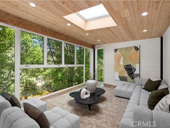 1935 Maverick Lane, Tustin CA 92705