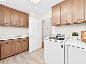 788 Crystal Ln, Pleasanton CA 94566