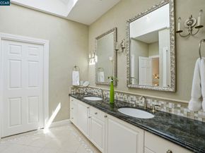 45 N Merrill Circle, Moraga CA 94556