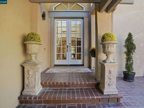 45 N Merrill Circle, Moraga CA 94556