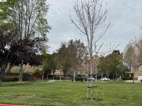 1265 Alder Creek Cir, San Leandro CA 94577