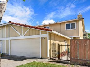 8373 Locust Pl, Dublin CA 94568