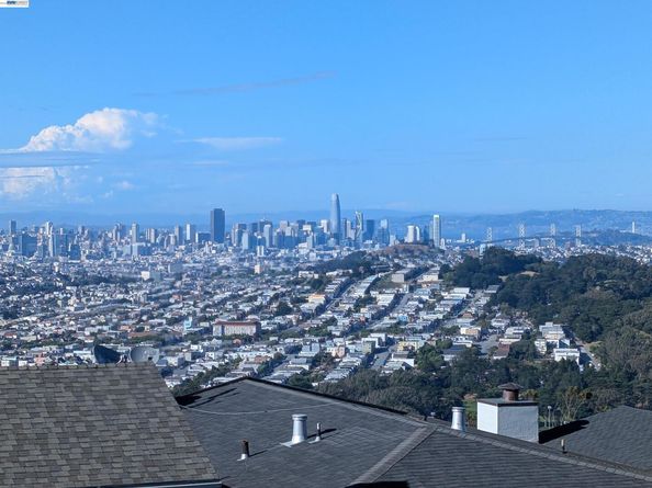 109 Alta Vista Way, Daly City CA 94014