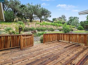 4 Dale Court, Lafayette CA 94595