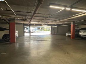 965 Shorepoint Ct #200, Alameda CA 94501