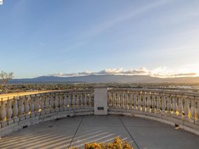 263 Llano De Los Robles Ave 1, San Jose CA 95136