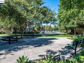 4181 Georgis Pl, Pleasanton CA 94588