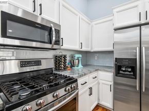 4181 Georgis Pl, Pleasanton CA 94588