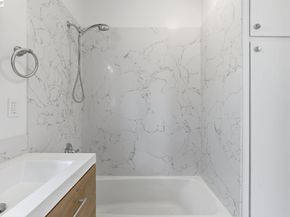 1839 Commerce Way, Oakland CA 94606