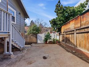 1839 Commerce Way, Oakland CA 94606
