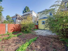 1923 West St, Oakland CA 94612