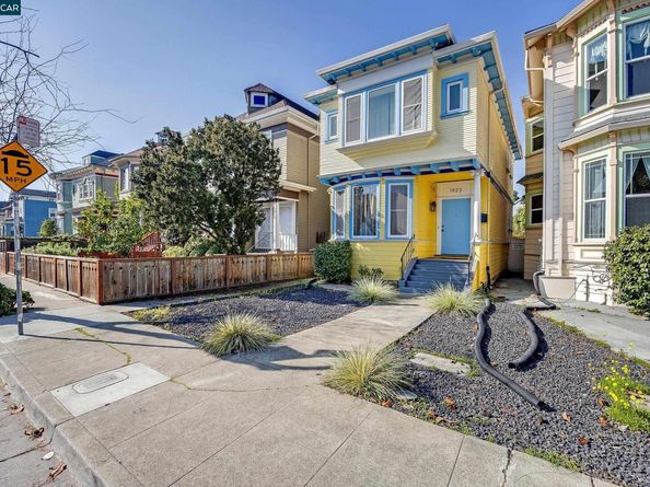 1923 West St, Oakland CA 94612
