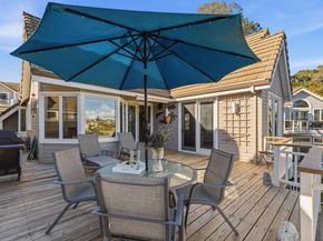 126 Frederick St, Santa Cruz CA 95062