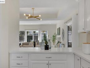 828 Columba Ln, Foster City CA 94404