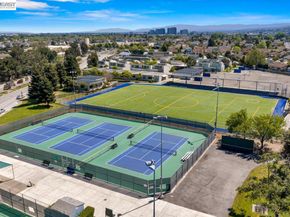 828 Columba Ln, Foster City CA 94404