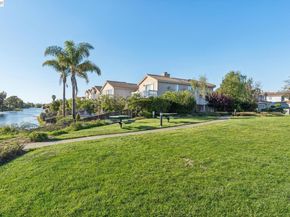 321 Ratto Rd, Alameda CA 94502