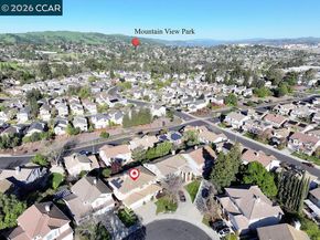 326 Liveoak Court, Martinez CA 94553