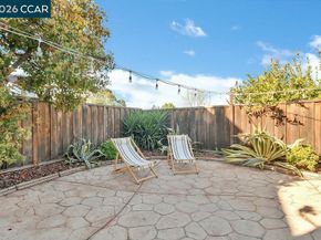 326 Liveoak Court, Martinez CA 94553