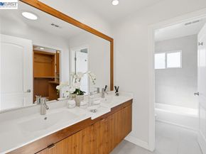 15185 Norton St, San Leandro CA 94579